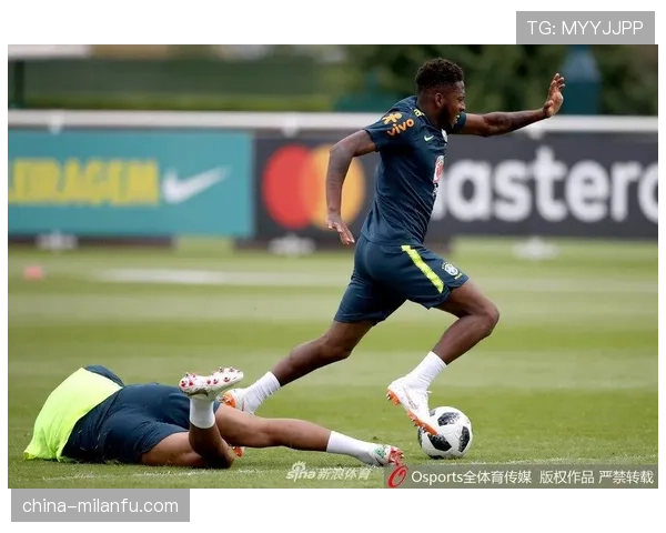 卡塞米罗与弗雷德在体能分布下形成多点参与趋势