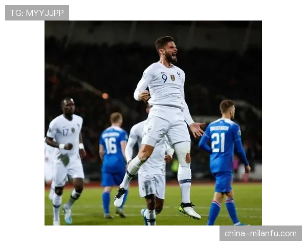 吉鲁与本泽马：终结模式分化，单点支点vs灵活游弋